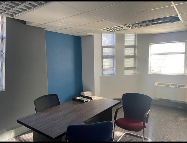 BUSINESS PROPERTY TO RENT IN NEWTON PARK